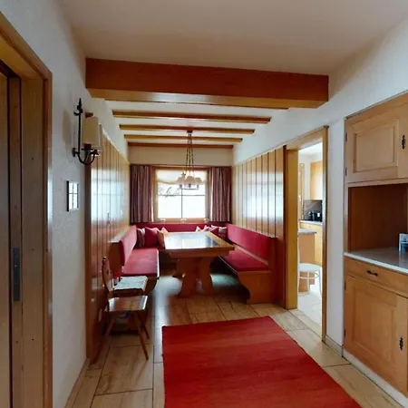 Holiday home Greina *